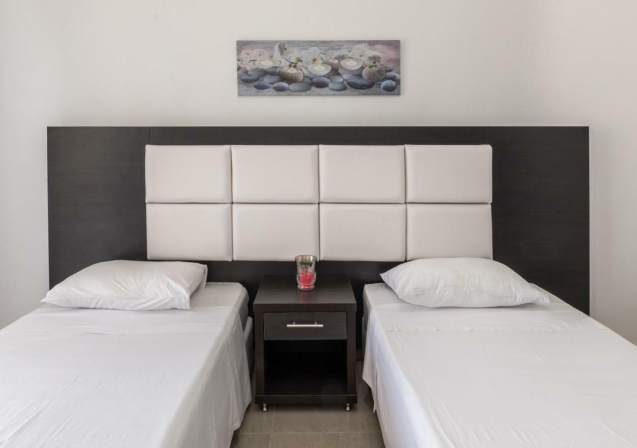 Villa Antonis Deluxe Apartments Αμμούδι Εξωτερικό φωτογραφία